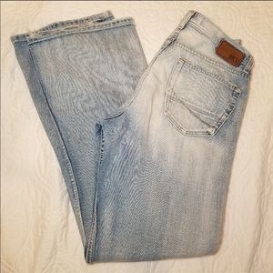 BKE Tyler 33x34 distressed relaxed straight fit